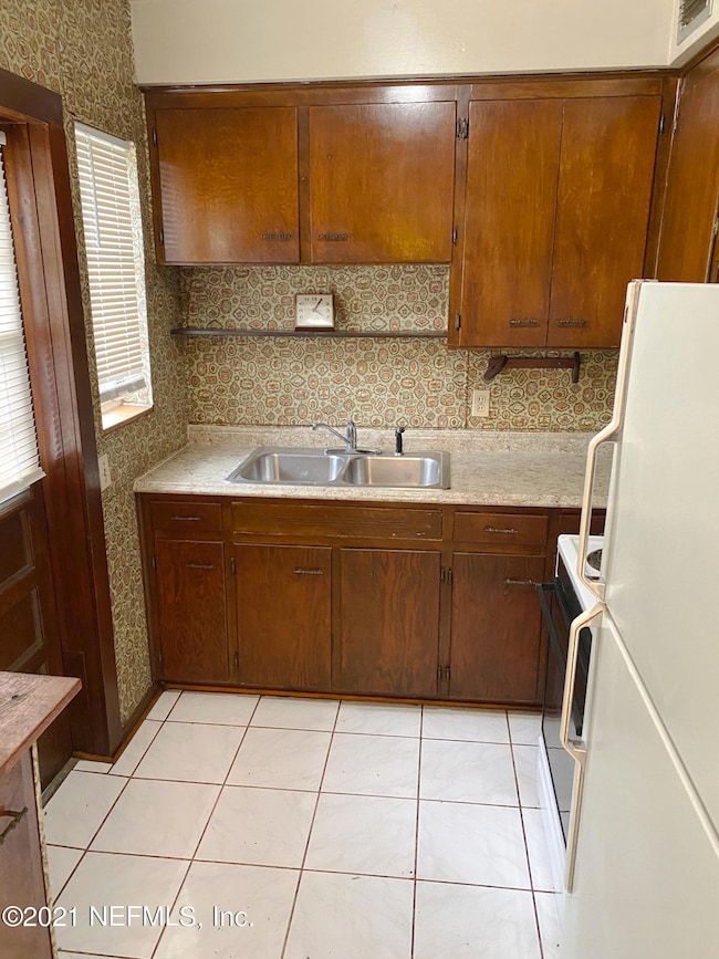 4861 Irvington Ave, Jacksonville, FL 32210 - photo 3