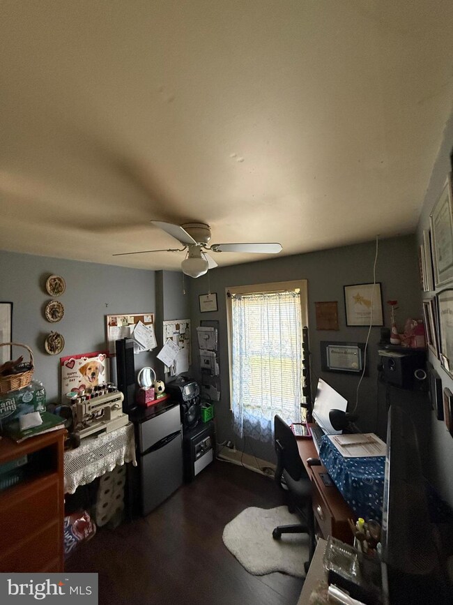 2871 Tuckahoe Rd, Camden, NJ 08104 - photo 6