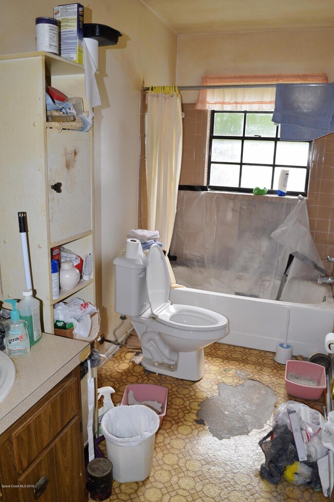 Main Bath