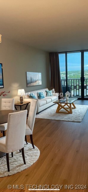 virtually staged living/dining