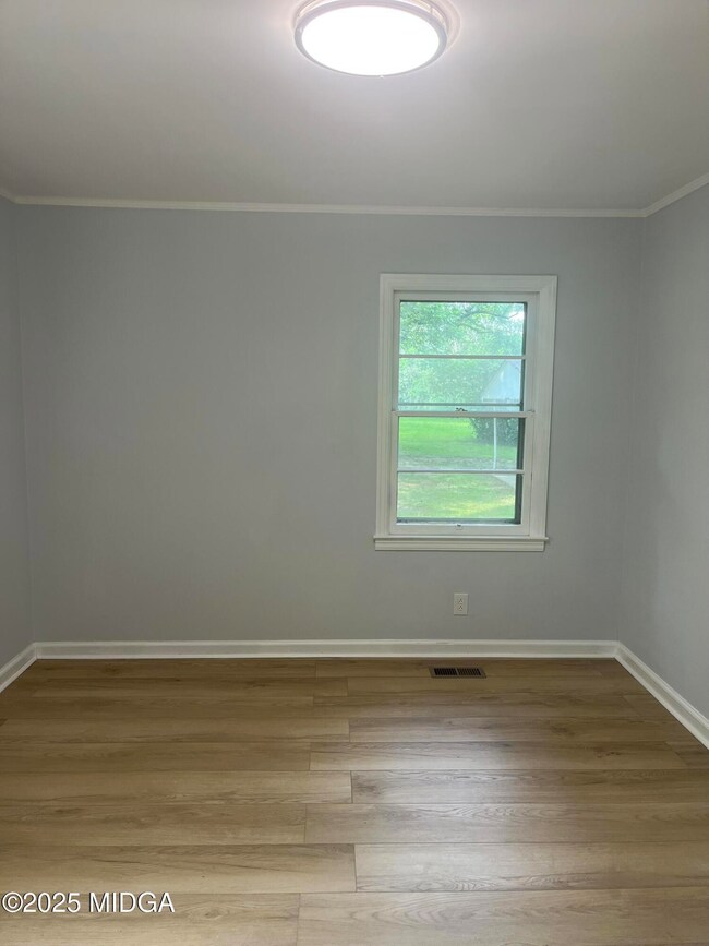 1573 Colonial Dr, Macon, GA 31204 - photo 6