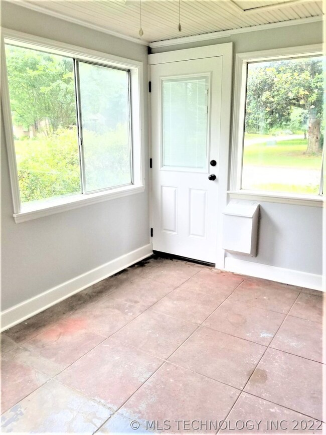 3124 Woodward Blvd, Tulsa, OK 74105 - photo 4