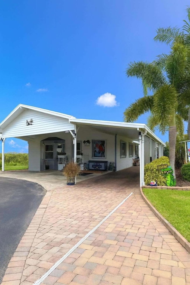 12321 SE 138th Ave unit 216, Okeechobee, FL 34974 - photo 2