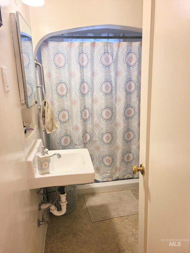 708 S Diamond St, Nampa, ID 83686 - photo 7