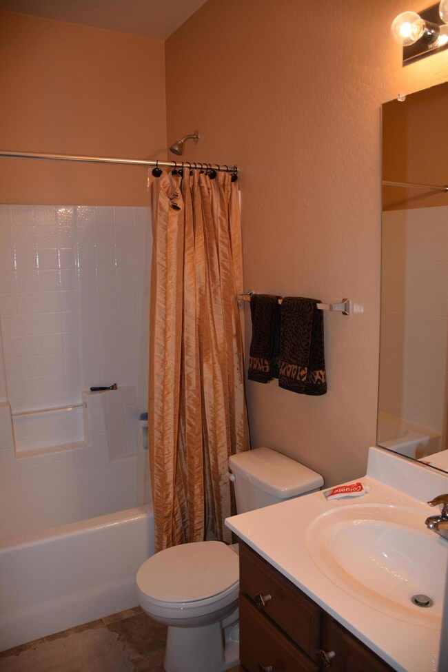 2nd Bathroom