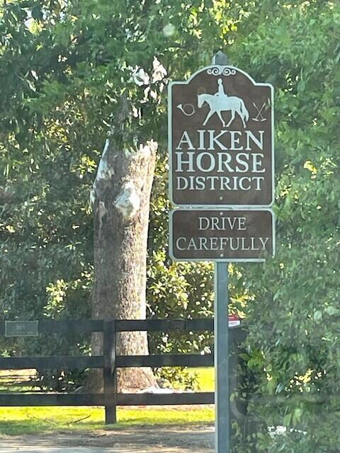 Aiken Horse District