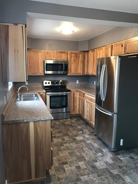 602 SW Alder St, Grants Pass, OR 97526 - photo 4