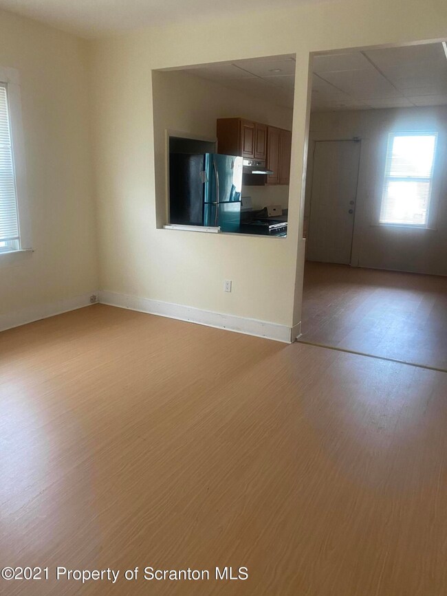 606 W Locust St unit 608, Scranton, PA 18504 - photo 7