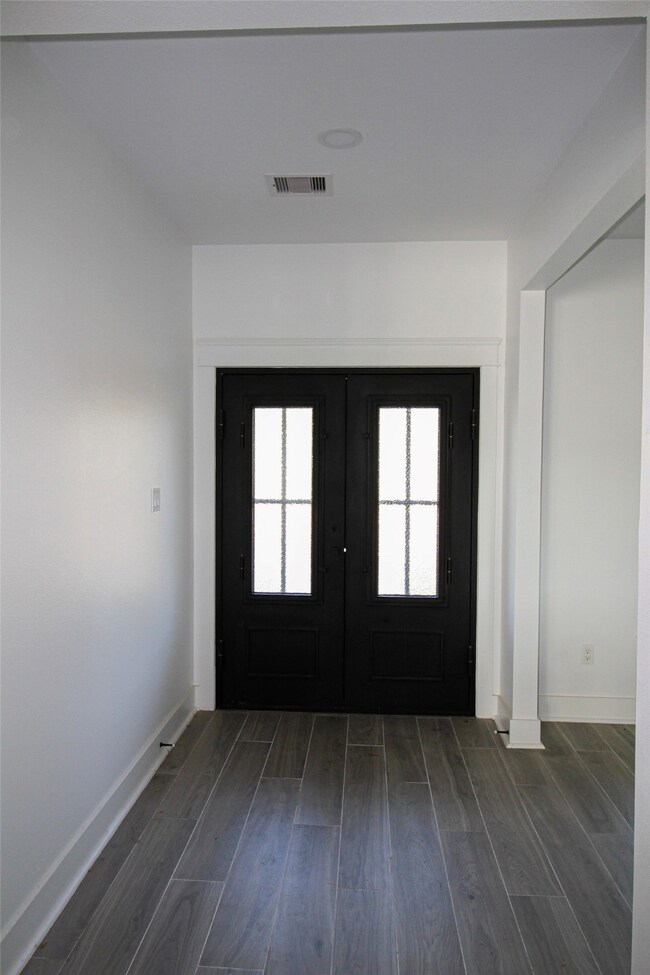 14510 Routt Point Rd, Needville, TX 77461 - photo 3