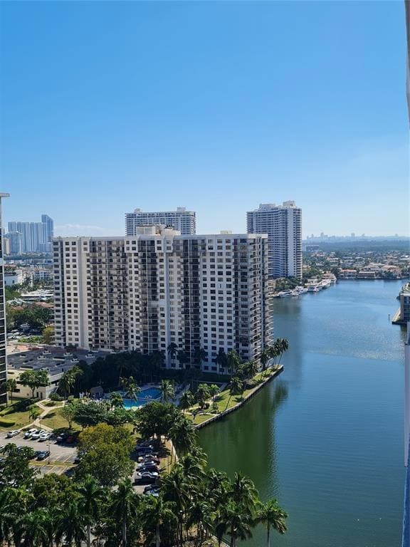 Admirals Port East Condominiums unit 2203-05, Aventura, FL 33160 - photo 4