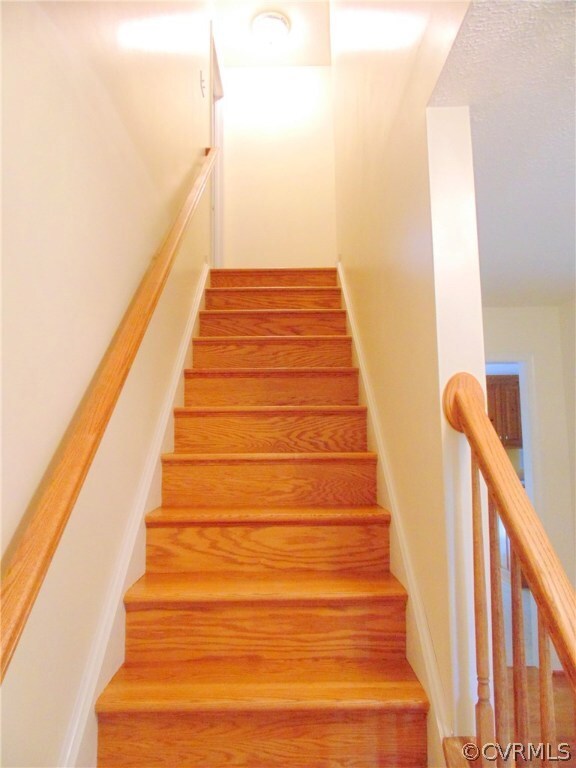 247 Parkwood Dr, Aylett, VA 23009 - photo 5