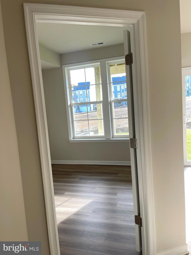 1008 Flester Ln, Laurel, MD 20707 - photo 4