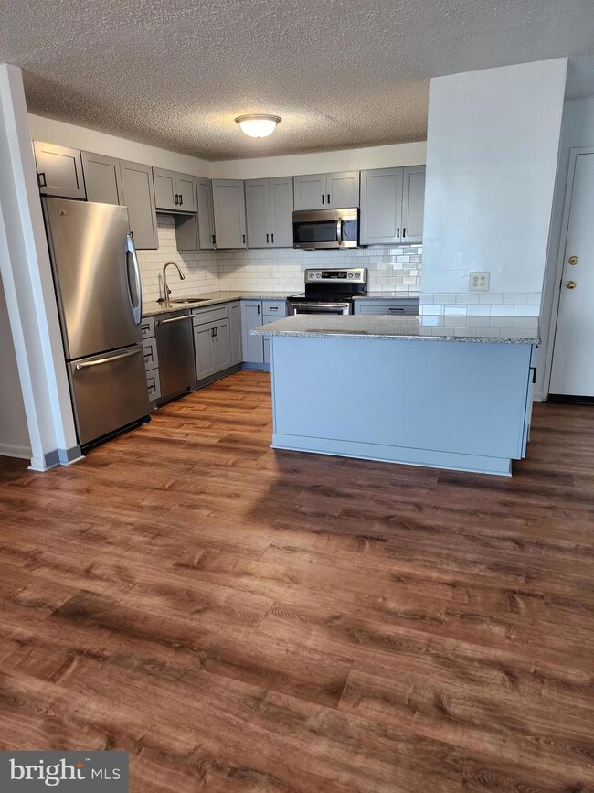 The Ridgely Condominiums, Towson, MD 21286 - photo 7