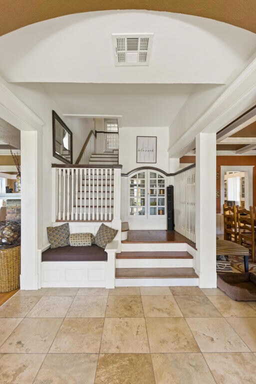 Stair entrance_