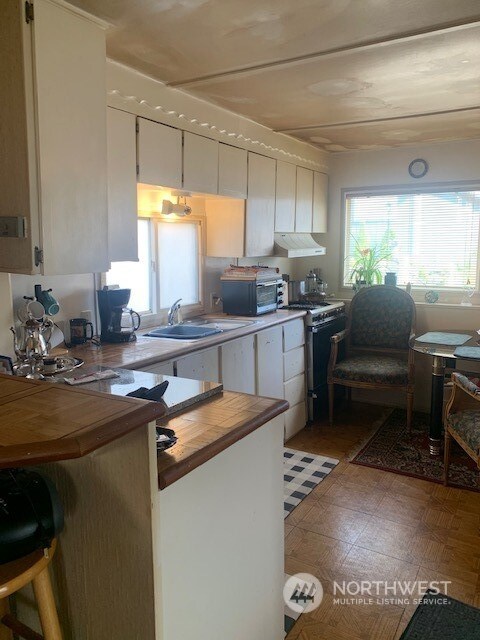 23708 Locust Way unit 45, Bothell, WA 98021 - photo 2