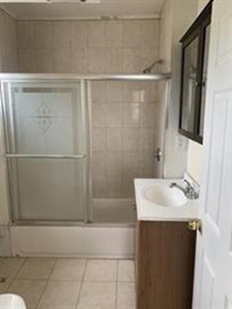 115 E Squantum St unit 3, Quincy, MA 02171 - photo 5