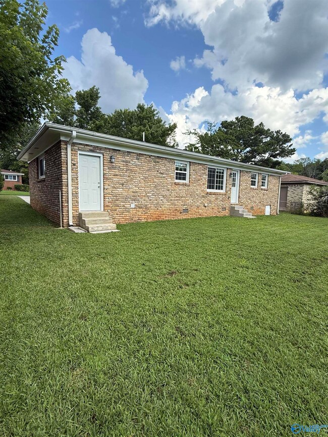 4728 Lumary Dr NW, Huntsville, AL 35810 - photo 4