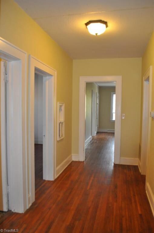 202 N Hawthorne Rd unit 2, Winston Salem, NC 27104 - photo 5