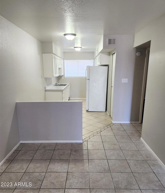 738 E 1st Ave unit 2, Mesa, AZ 85204 - photo 4