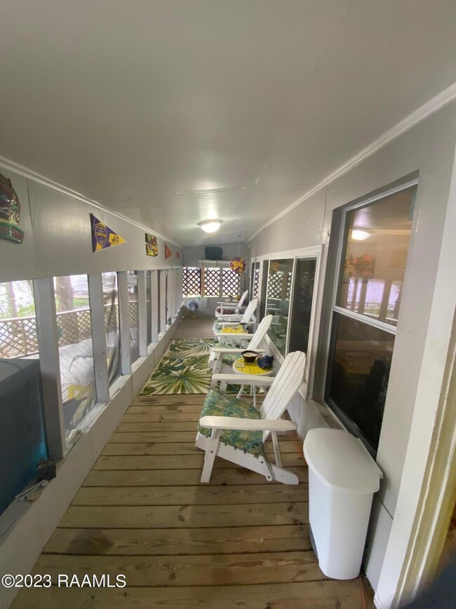 Screen porch