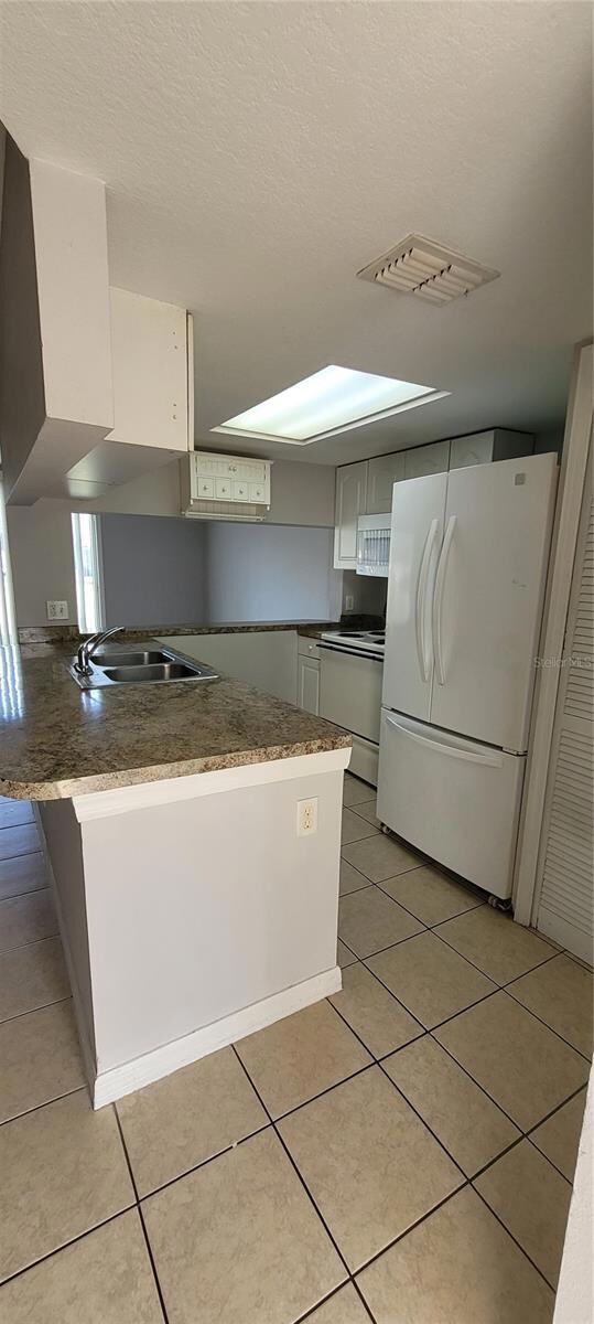 813 Caribbean Dr, Davenport, FL 33897 - photo 7