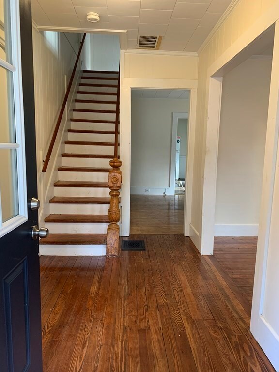 220 Peach St unit B, Barre, MA 01005 - photo 3