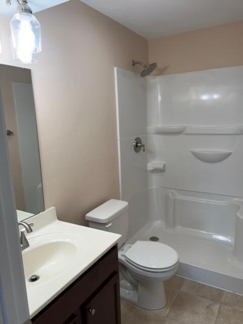 Entry full bath