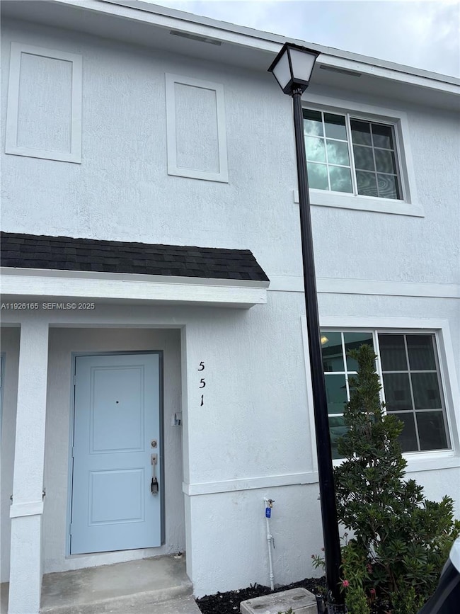 551 NW 10th St, Florida City, FL 33034 - photo 2