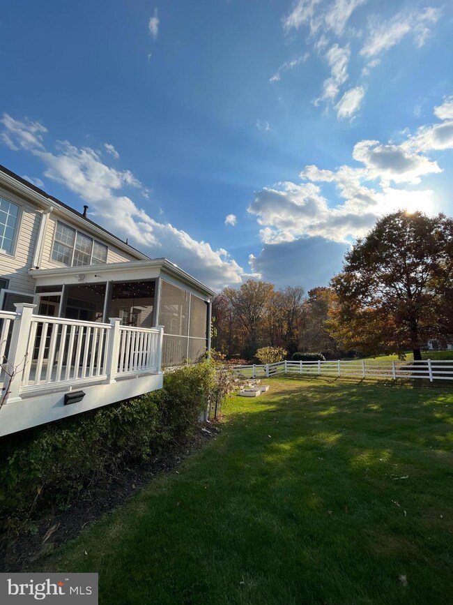 2816 Crossfields Way, Herndon, VA 20171 - photo 5