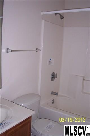 197 Tarrington Dr, Statesville, NC 28625 - photo 3