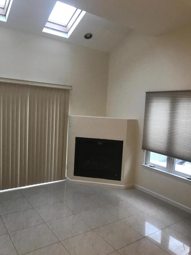 6 Pleasant Plains Ave. Family Room with