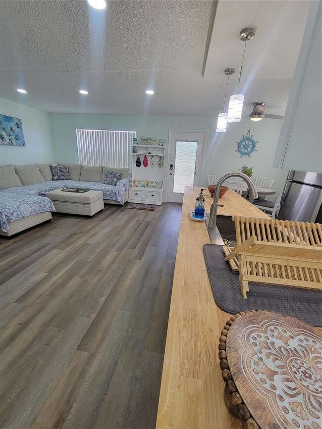 480 Capri J unit 480, Delray Beach, FL 33484 - photo 7