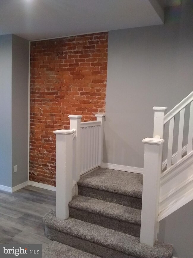 5306 Wakefield St, Philadelphia, PA 19144 - photo 7