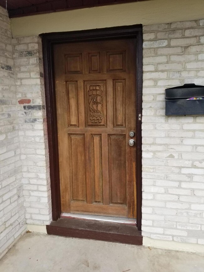 2537 Tulsa Rd N, Jacksonville, FL 32218 - photo 2