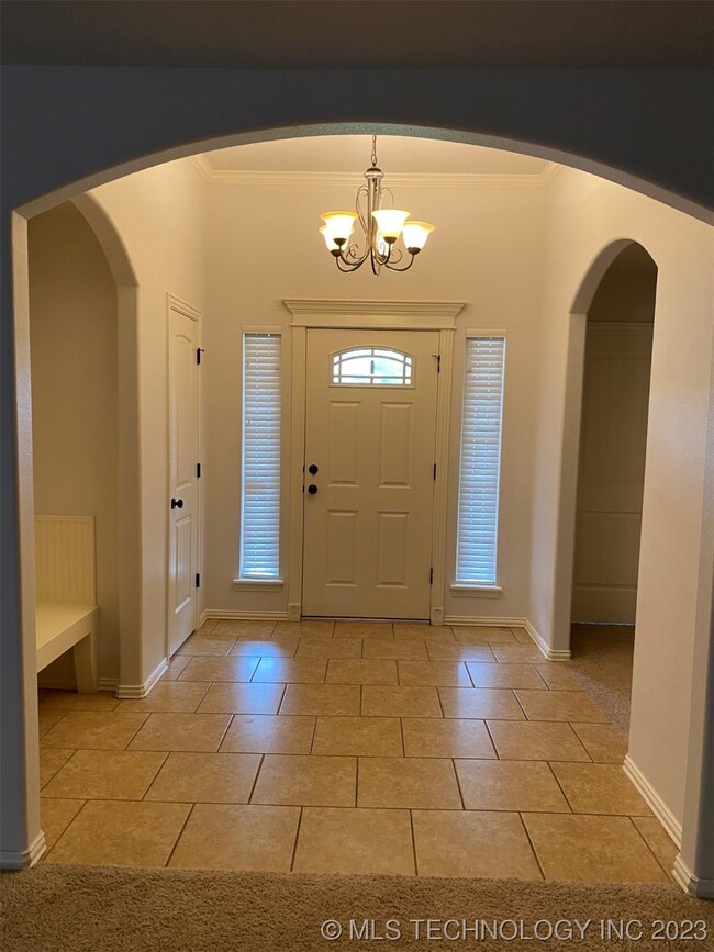 7919 S Fir Place, Broken Arrow, OK 74011 - photo 4