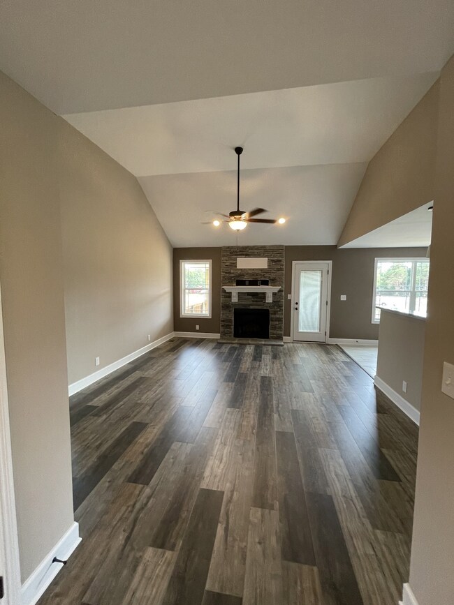 **All Pictures are of a previous a build, framing/colors/selections/fixtures may vary in actual home**