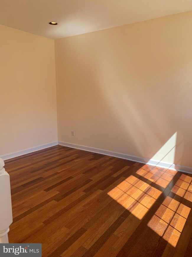 104 Frenchman Dr, Woodbury, NJ 08096 - photo 4