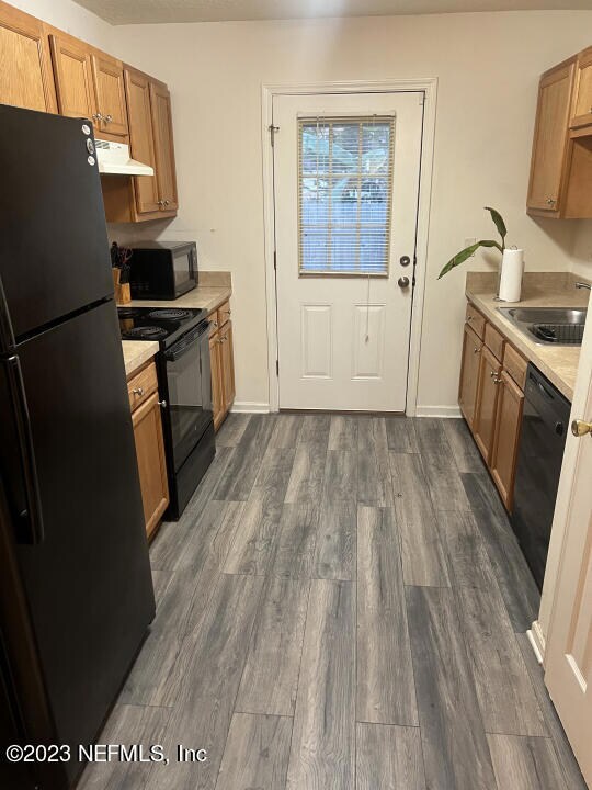 7815 Berry Ave, Jacksonville, FL 32211 - photo 6