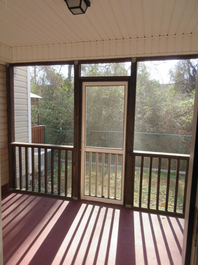 403 Doris Place Dr, Jacksonville, NC 28540 - photo 3