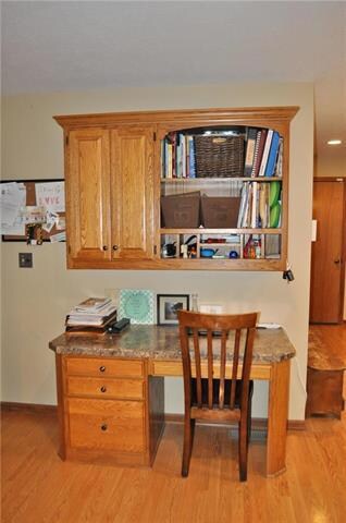 Built in desk area