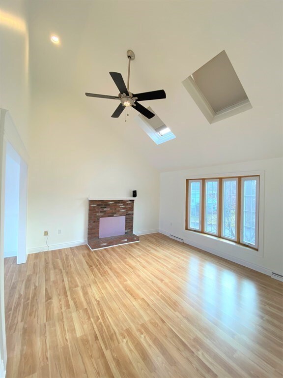 123 Chestnut Cir, Randolph, MA 02368 - photo 4