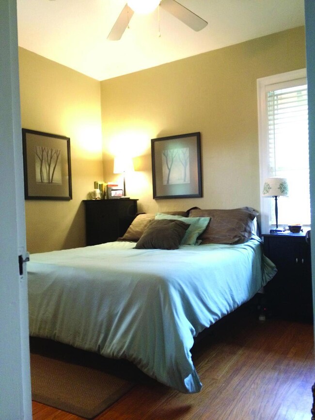 Bedroom1_main1