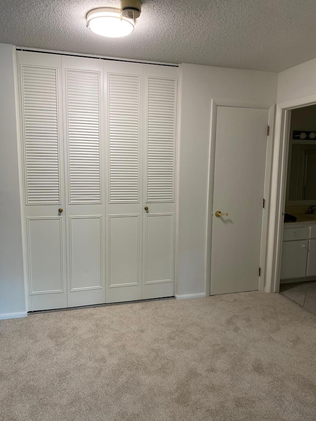 Oakridge Manor unit 335, Hopkins, MN 55305 - photo 4