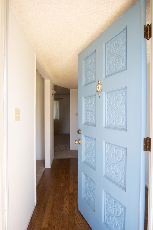 760 Carmelita St, Porterville, CA 93257 - photo 4