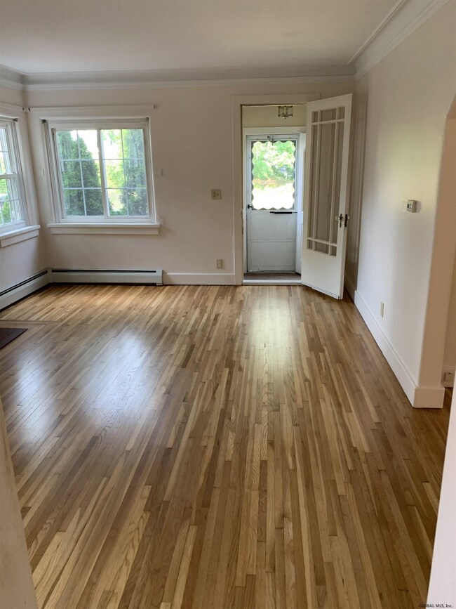 6 Cherry St, Albany, NY 12205 - photo 4