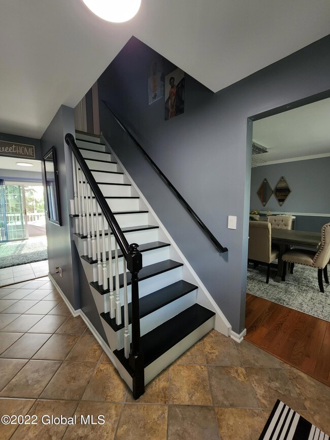 foyer staircase