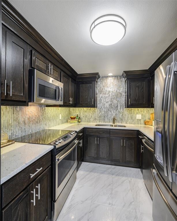 Stylish cabinets and GE appliances