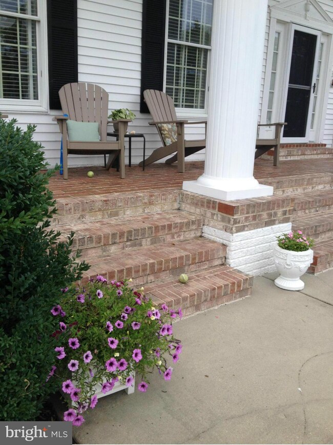 6900 Konrad Ct, Friendship, MD 20758 - photo 3