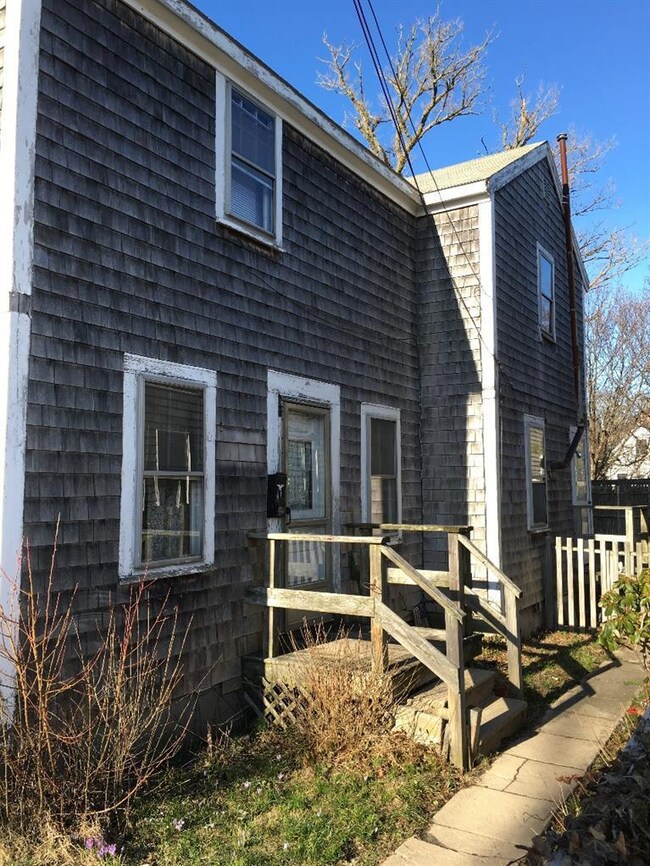 11 Conwell St, Provincetown, MA 02657 - photo 2