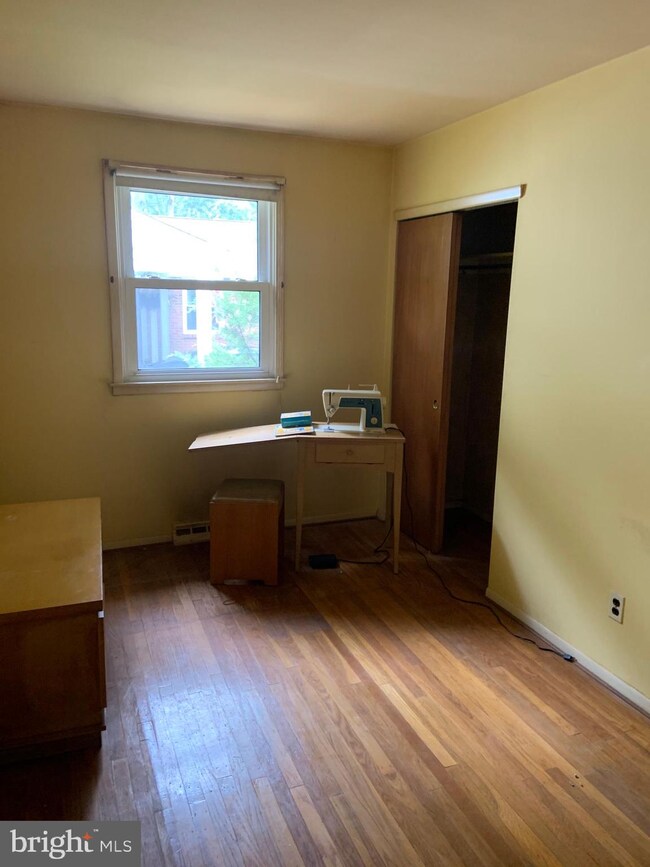 811 Coach Rd, Blackwood, NJ 08012 - photo 5